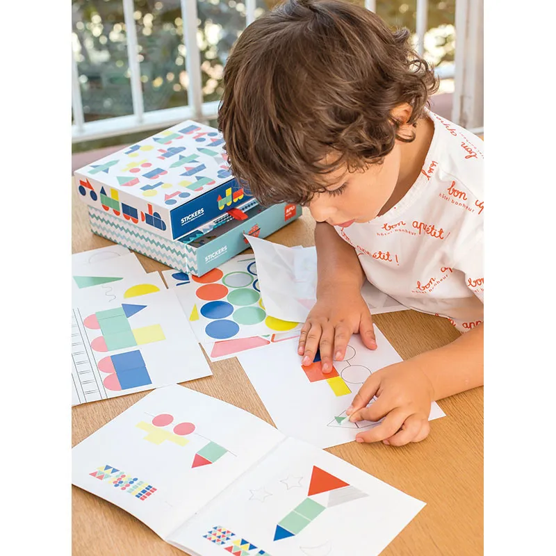 Jeu de Gommettes Bateaux - 36m+-4