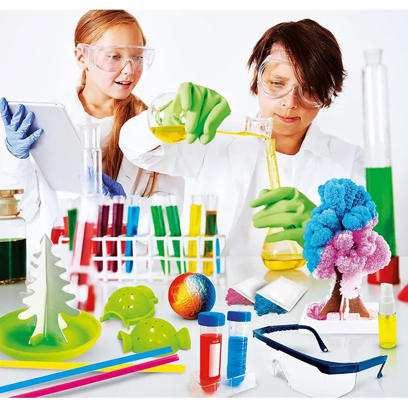 Le Laboratoire des super réactions - 8+-2