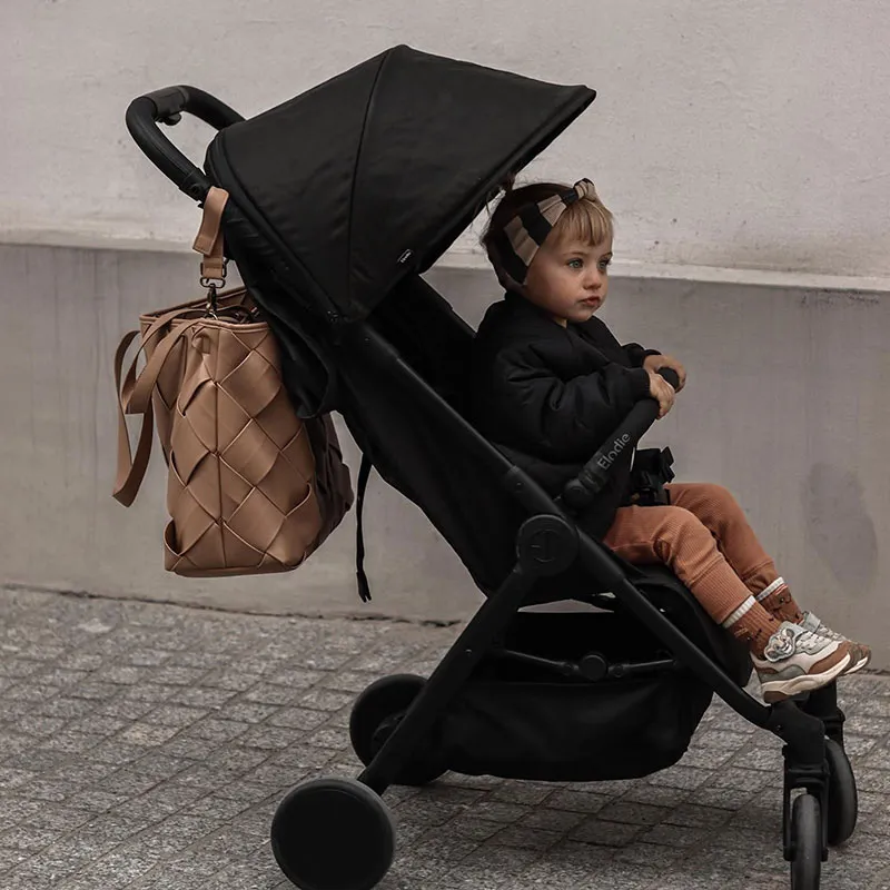 Poussette compacte Mondo Black - 6m+-10