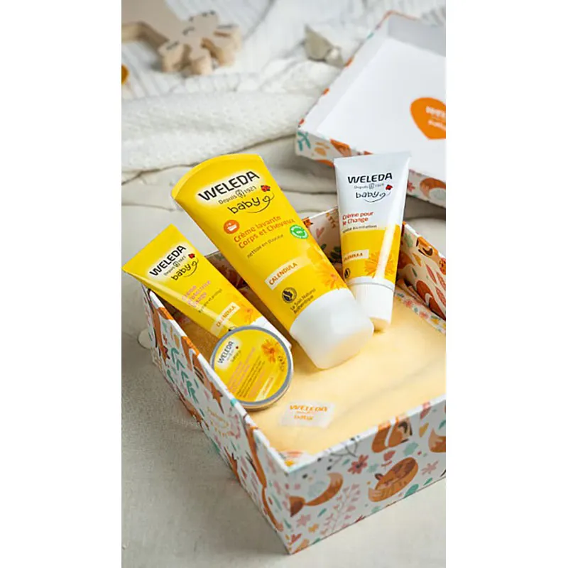 Coffret Bébé Soins + Cape de bain-5