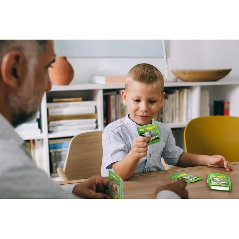 Jeu de cartes Top Trumps Dinosaures - 6+-3
