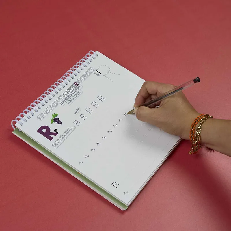 J'Apprends à écrire les Lettres & les Chiffres - 3+-4