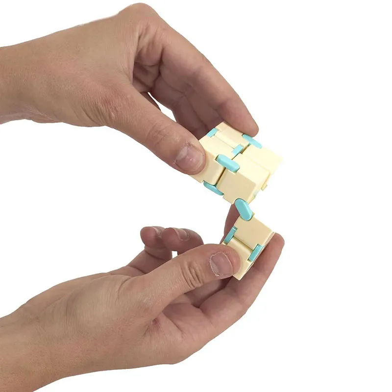 Cube Magique Transformable Aléat. - 4x4x4cm-2