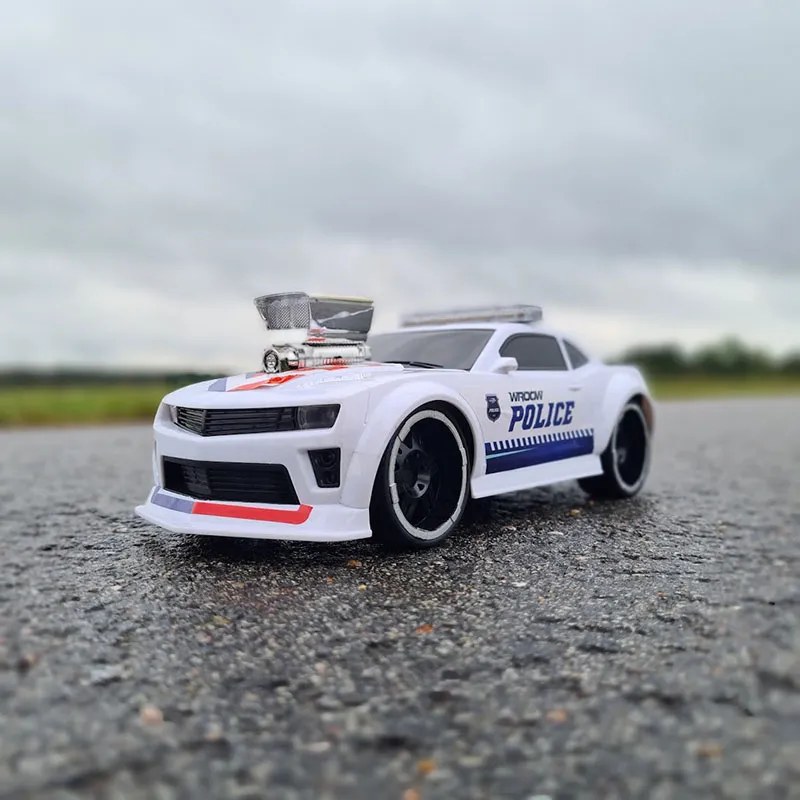 Voiture télécommandée Police - 6+-7