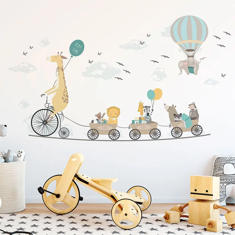 Stickers - Girafe sur son tricycle & Animaux-0