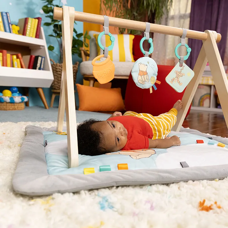 Tapis d'éveil avec arche en bois Winnie l'ourson - 0m+-18