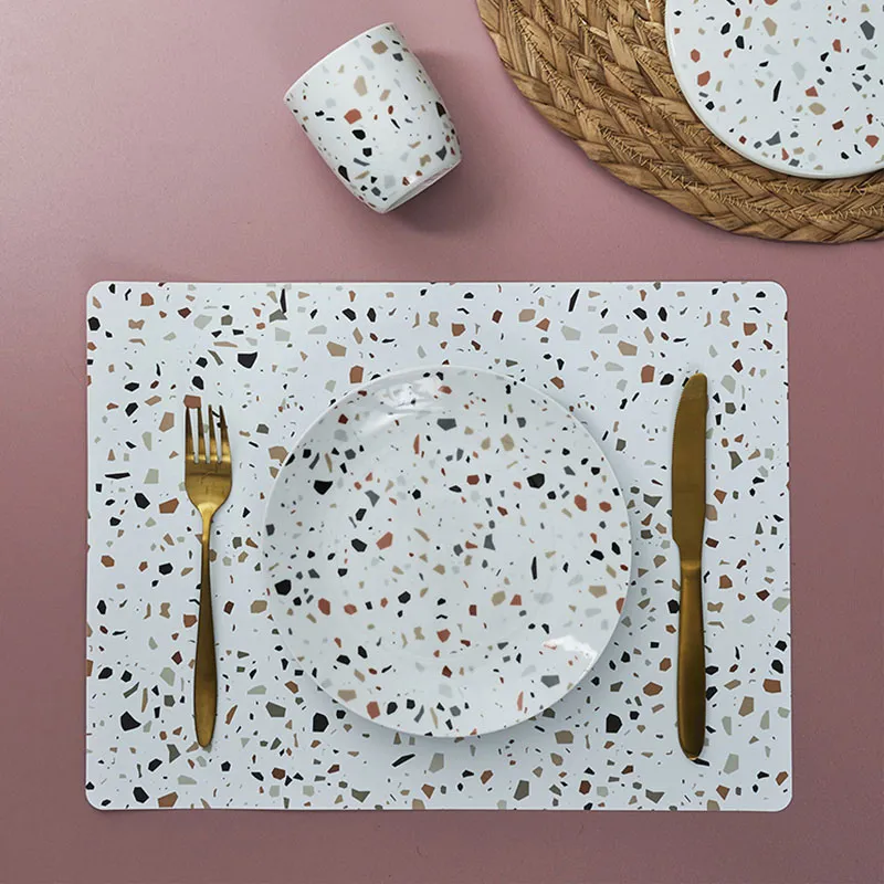 4 Sets de table Terrazzo multico. - 40x30cm-1