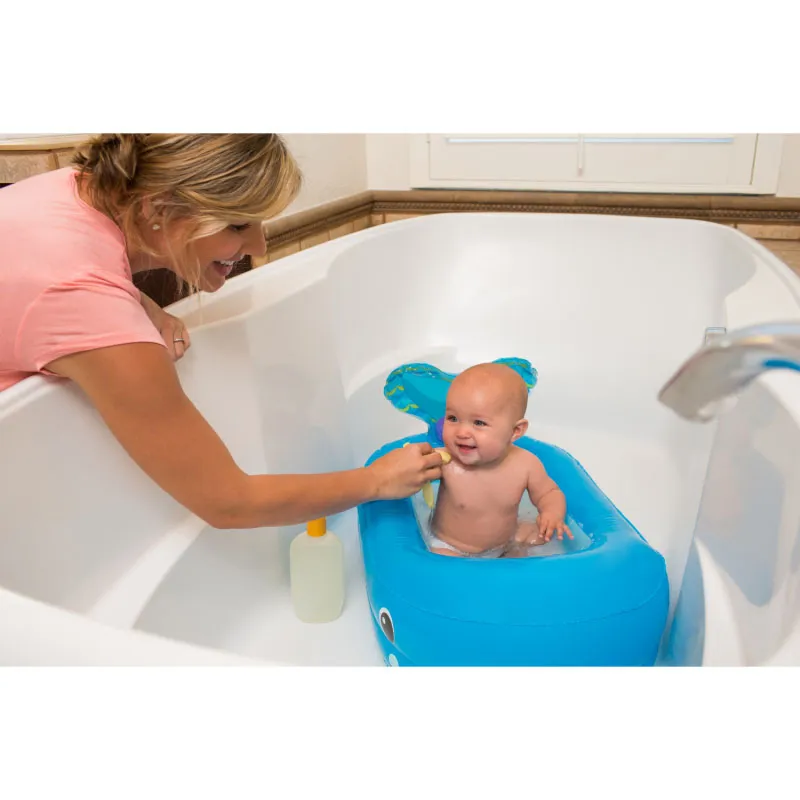 Baignoire gonflable Baleine + 10 balles - 6m+-4