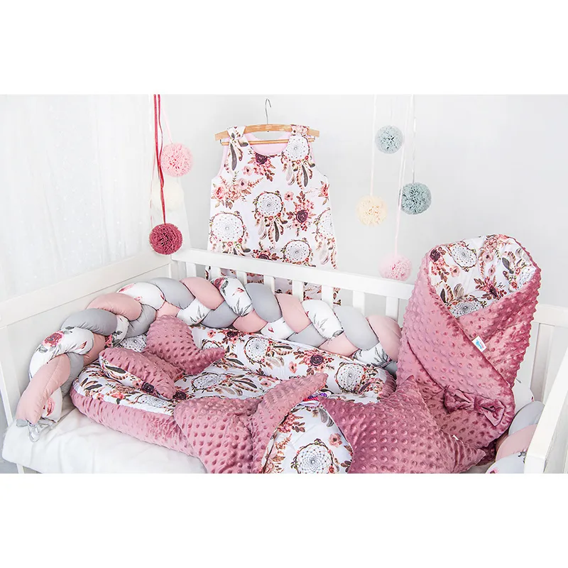 Cocon cale-bébé + Coussin Minky Attrape-Rêves Pois Rose - 90x50cm-1