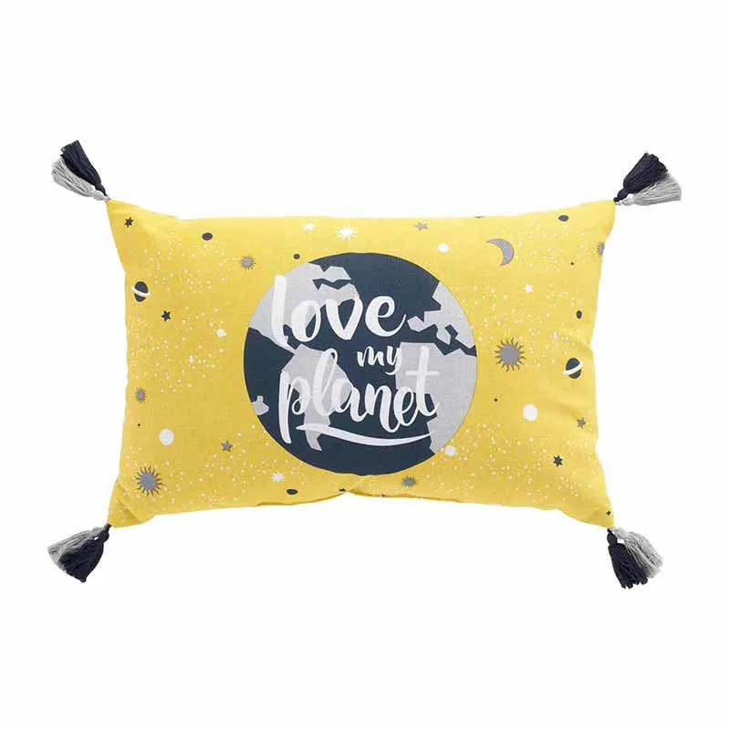 Coussin Pompons Petit astronaute - 30x50cm - DOUCEUR D'INTéRIEUR-0