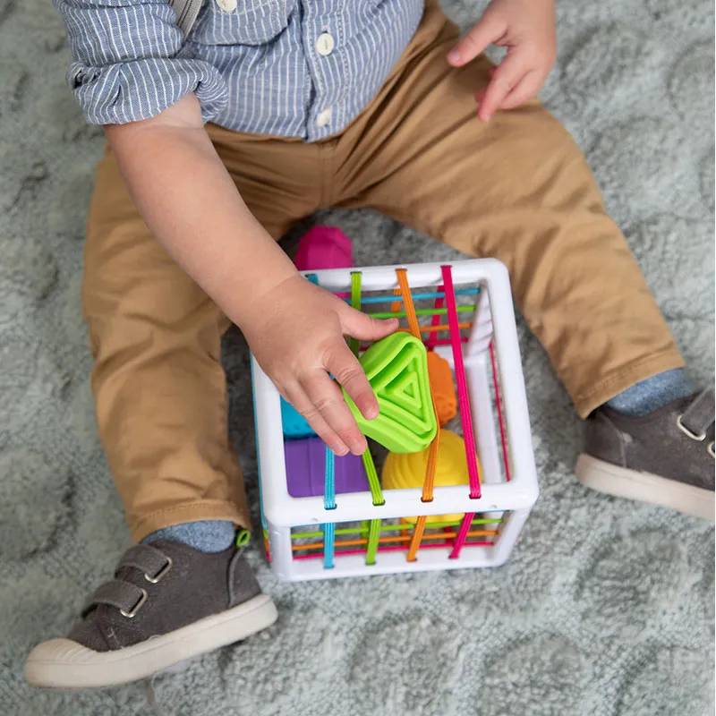 Cube à formes sensorielles InnyBin 7pcs - 10m+-5
