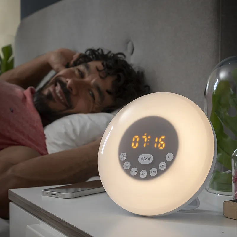 Réveil matin rechargeable avec enceinte - ø16x9cm-0