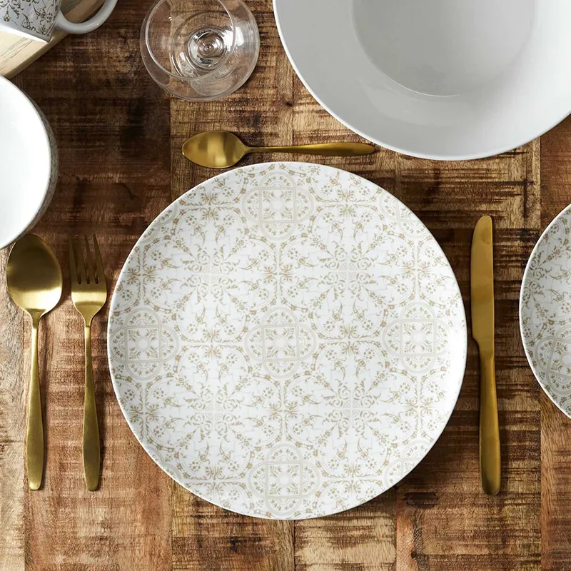 6 Assiettes en porcelaine Motif Faience - ø27cm-0