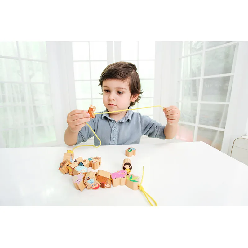 Jouet à lacer Animaux de la ferme 15pcs - 18m+-2