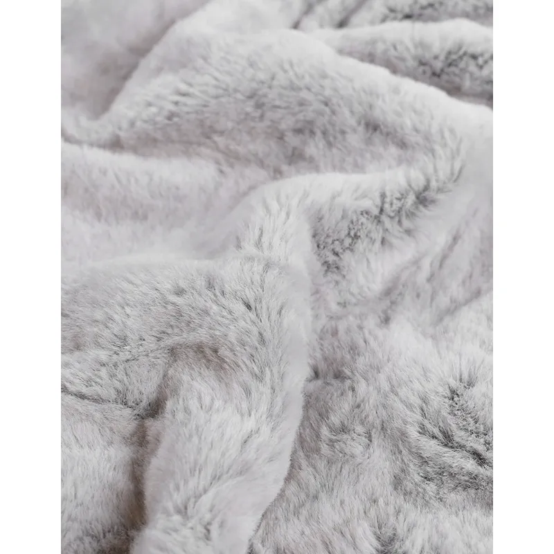 Couverture Fausse fourrure Gris clair M&M - 75x100cm-4