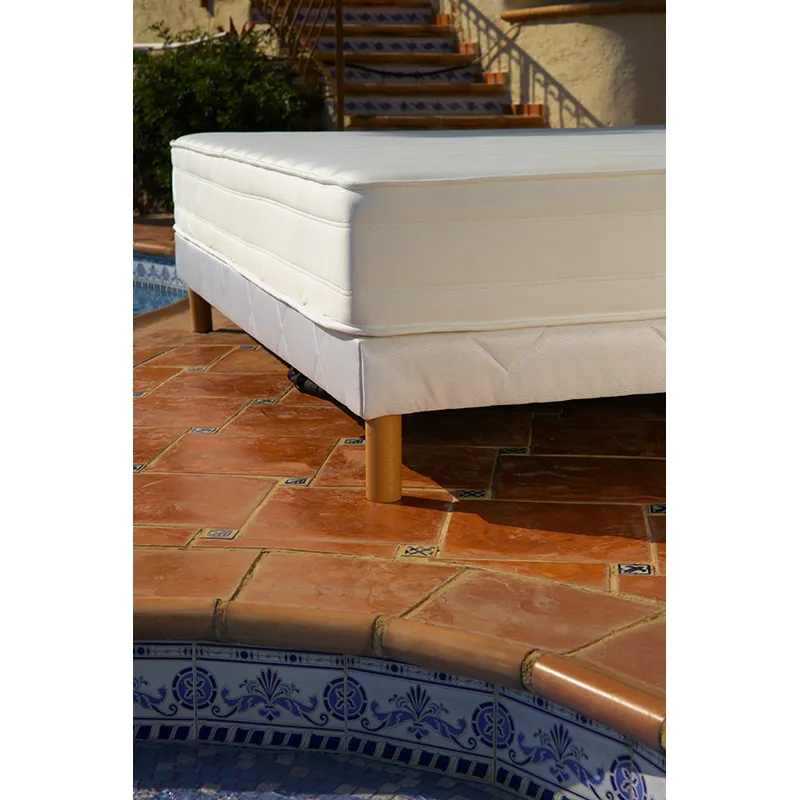 Matelas + 2 oreillers + 1 Couette Uno-1