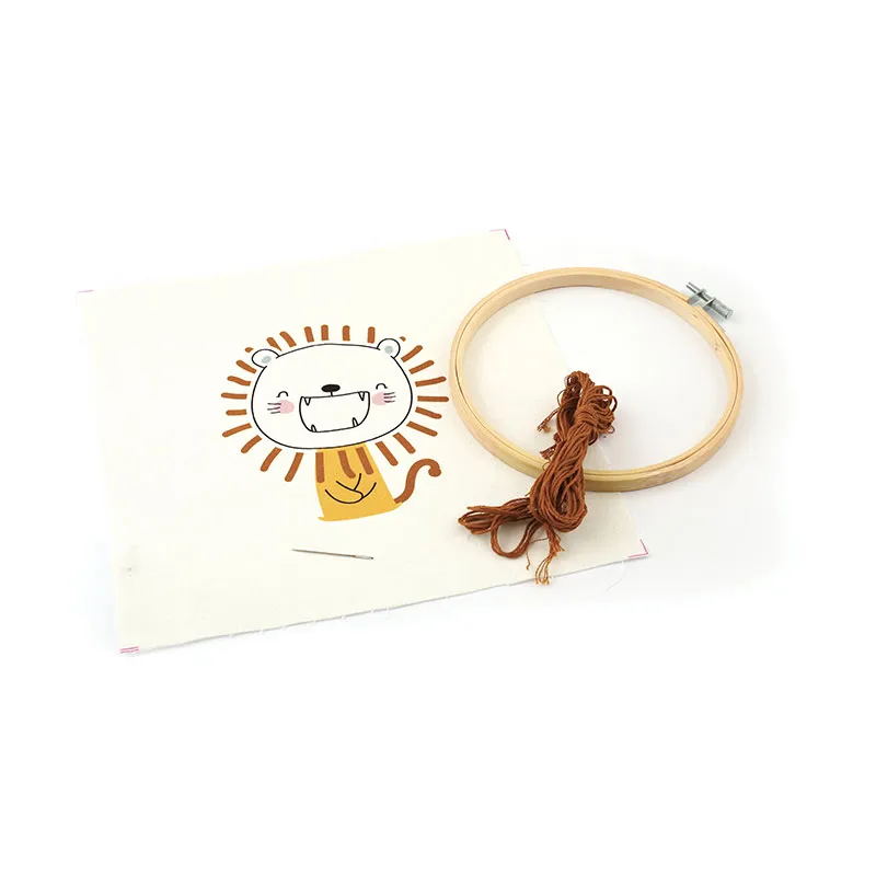 Kit créatif Broderie partielle Lion sauvage - 14+-1