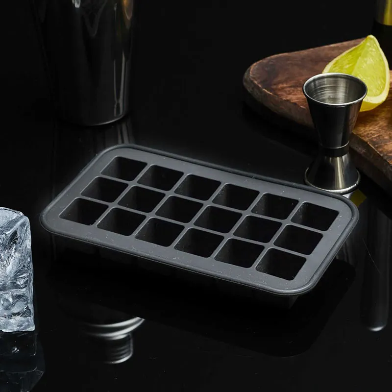Moule à glaçon Silicone 18 cubes - 19cm-1