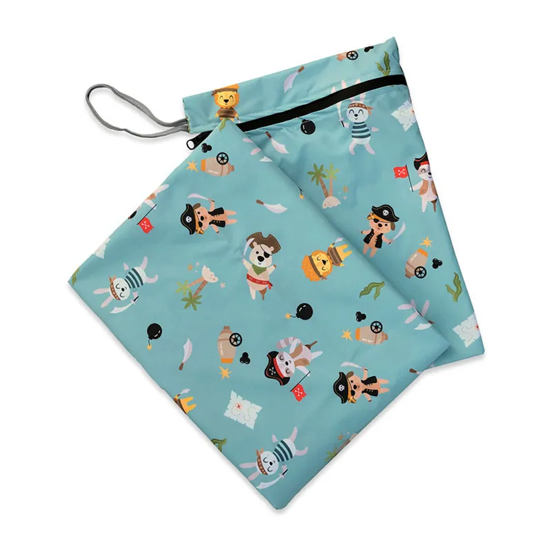 Tapis protecteur de sol imperméable Pirates - 150x120cm-1