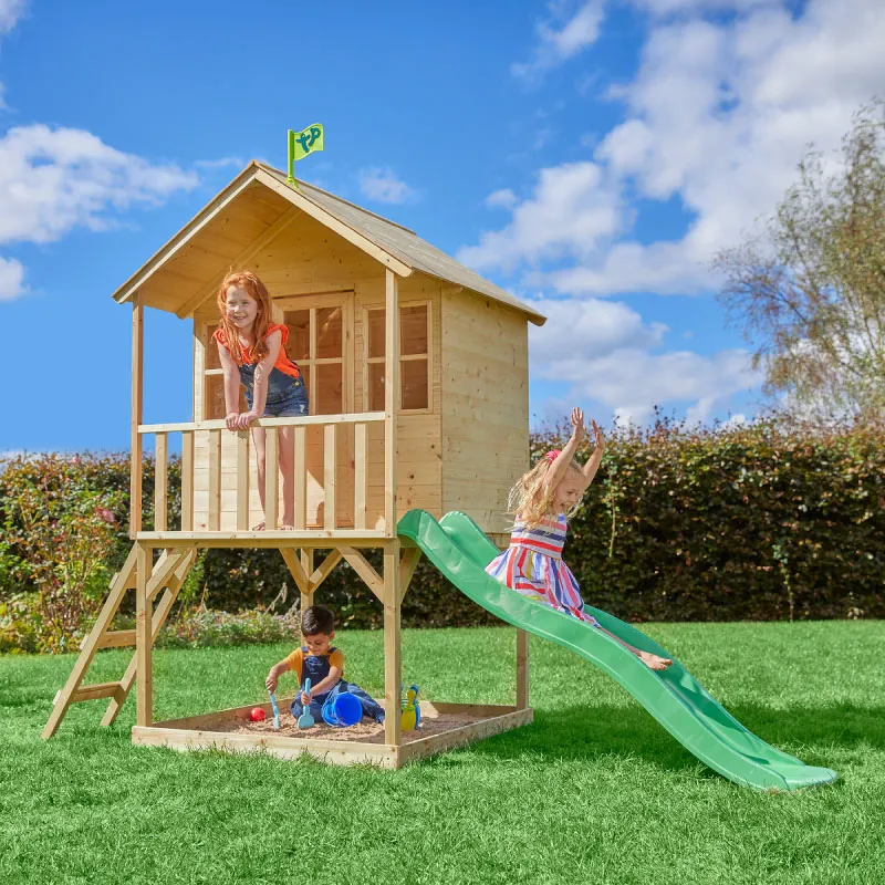 Maisonnette Colline Bois avec toboggan - 18m+-0