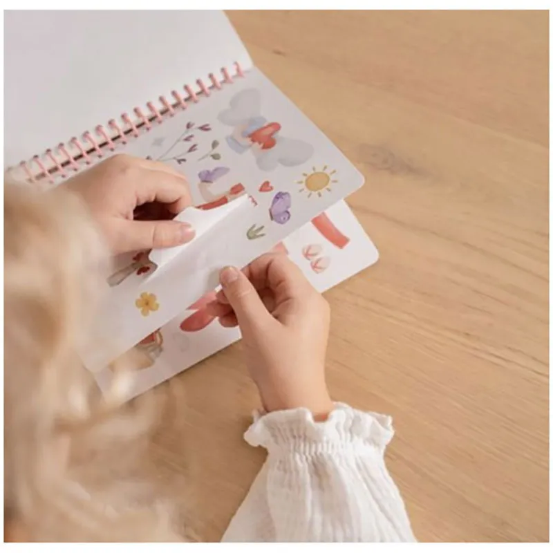 Livre Habille ton personnage Rosa & Friends - 36m+-3