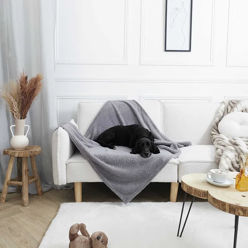 Couverture Animaux Gris - 100x120cm-1