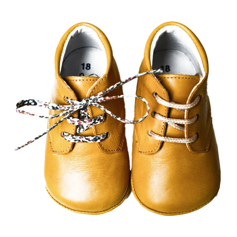 Chaussons bébé SOUPLES antidérapants Mini-Arthur - Cuir Jaune Moutarde-0