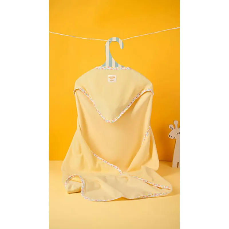 Coffret Bébé Soins + Cape de bain-3