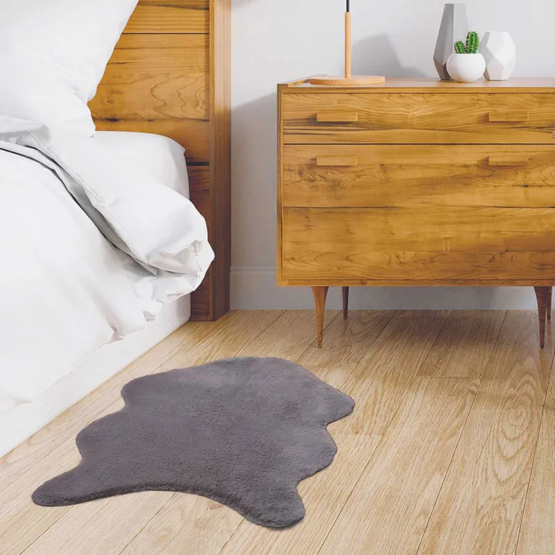 Tapis imitation fourrure poil fin Gris - 60x90cm-1
