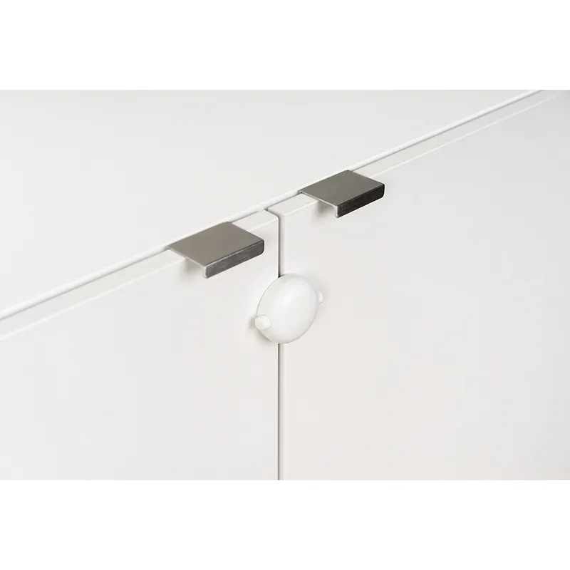 Verrou placards doubles portes-4