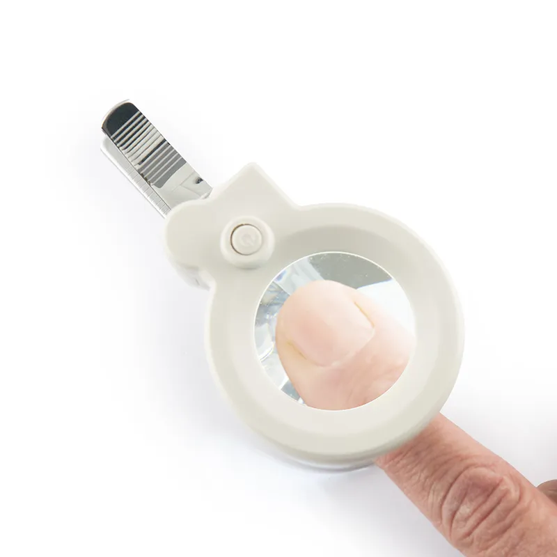 Coupe-ongles avec lumière LED, Loupe & Lime - 10,5x8,2x5,6-7