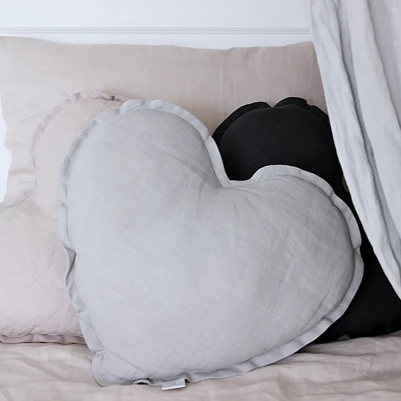 Coussin coeur Lin Gris clair - 44cm-0