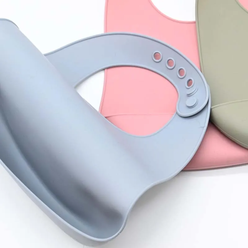 3 Bavoirs en silicone avec récupérateur-12