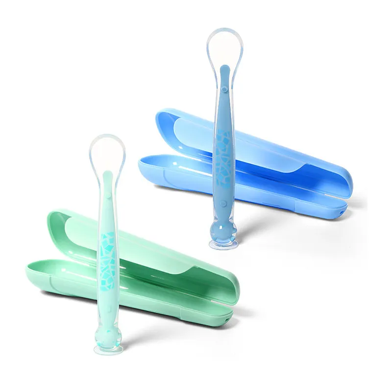 Cuillère à ventouse avec étui aléatoire - 6m+-0