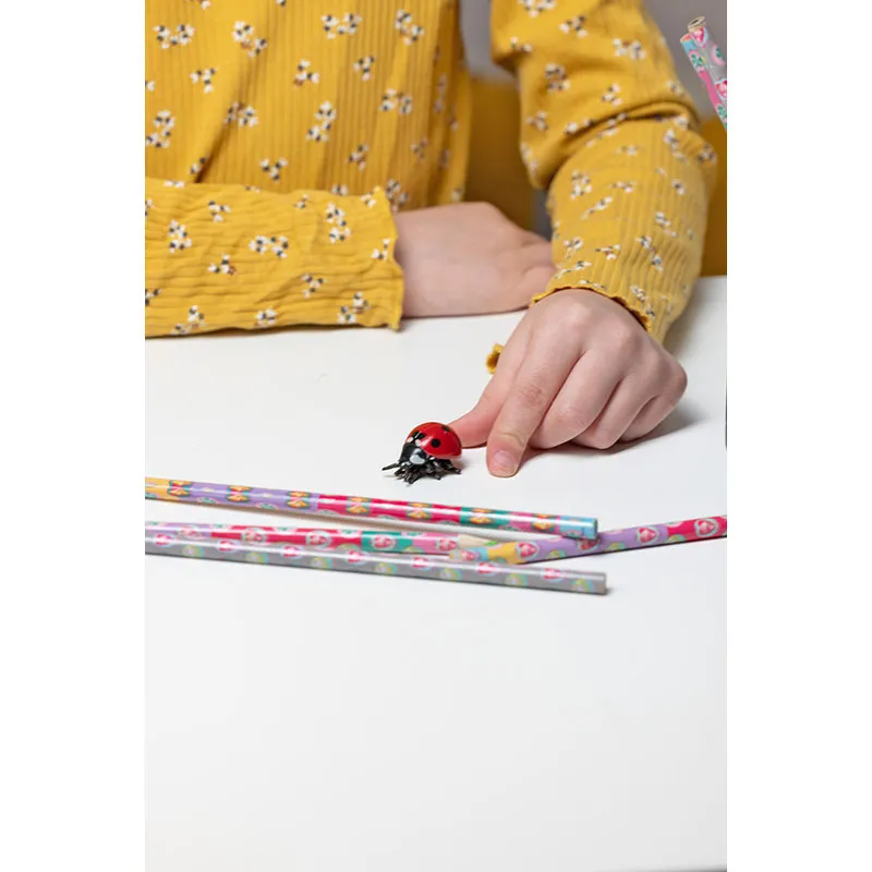 Coccinelle - 3,2x1,8cm-1