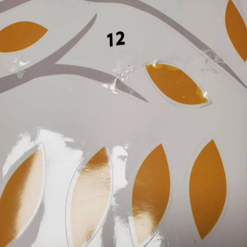 Stickers - Koalas mignons sur les branches-1