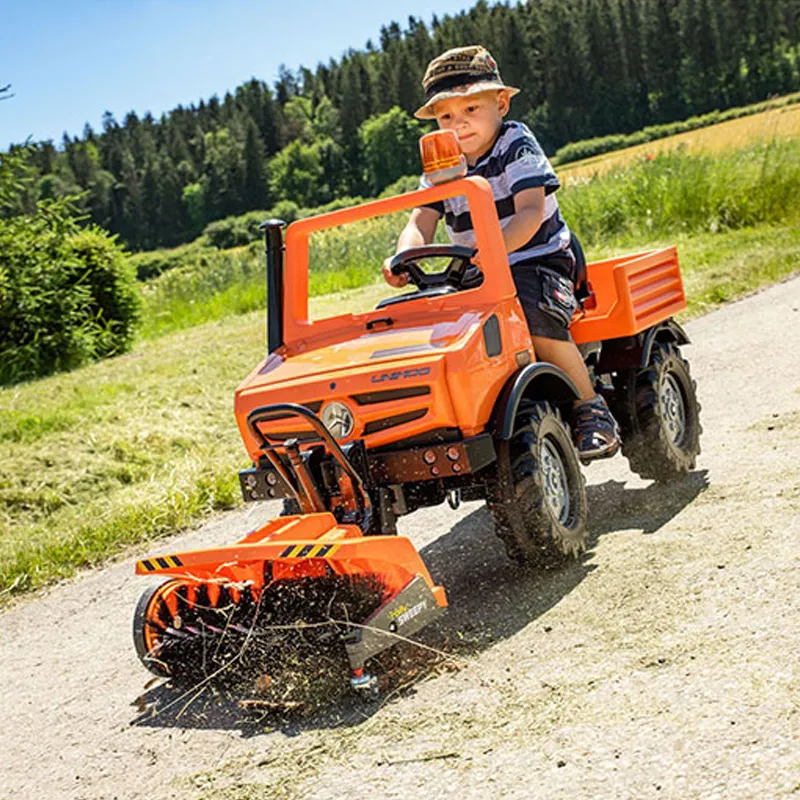 Camion à pédales Unimog - 36m+-0