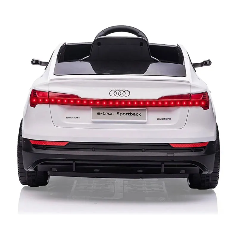 Voiture à batterie Audi E-Tron Sportback 4x4 Blanc - 36m+-6