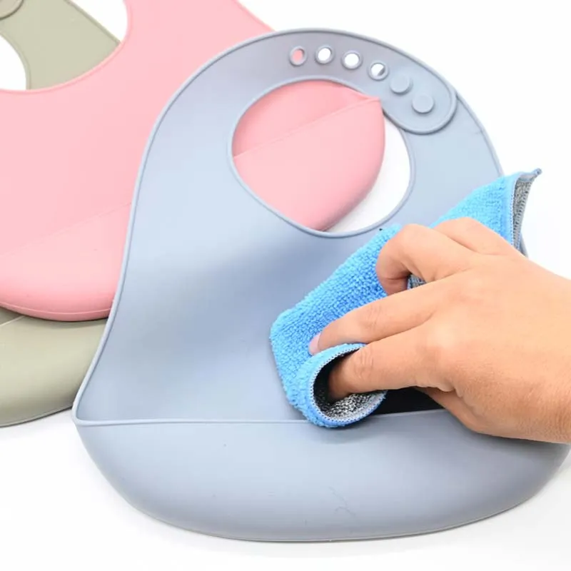 3 Bavoirs en silicone avec récupérateur-11