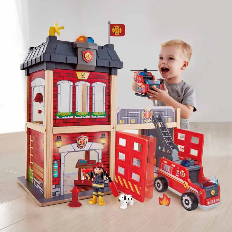 Grande caserne de Pompiers 13pcs - 36m+-0