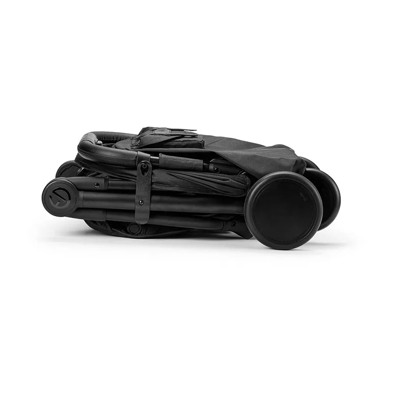 Poussette compacte Mondo Black - 6m+-5