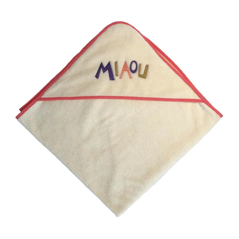 Cape de Bain Cat Power Girl brodée  - 90x90cm-4