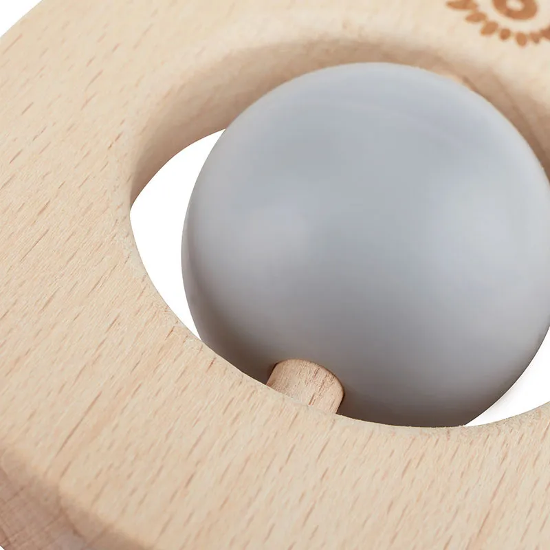Anneau de dentition Bois/Silicone Écureuil - 0m+-6