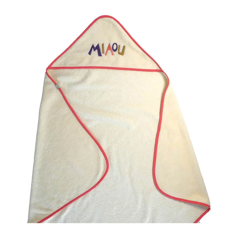 Cape de Bain Cat Power Girl brodée  - 90x90cm-2