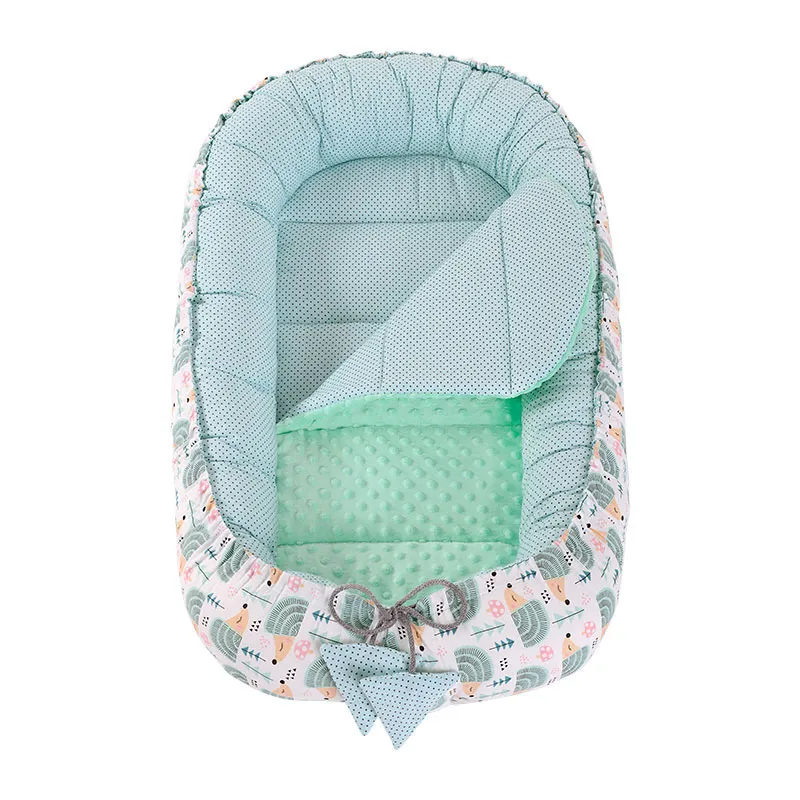 Cocon cale-bébé + coussin Hérissons menthe - 90x50cm-1